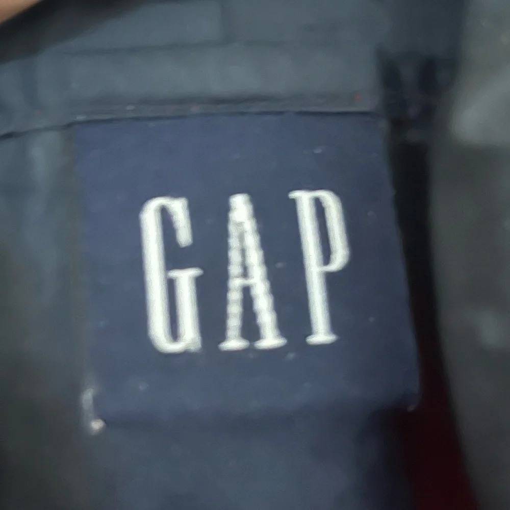 Gap pullover rain jacket - Picture 2 of 2